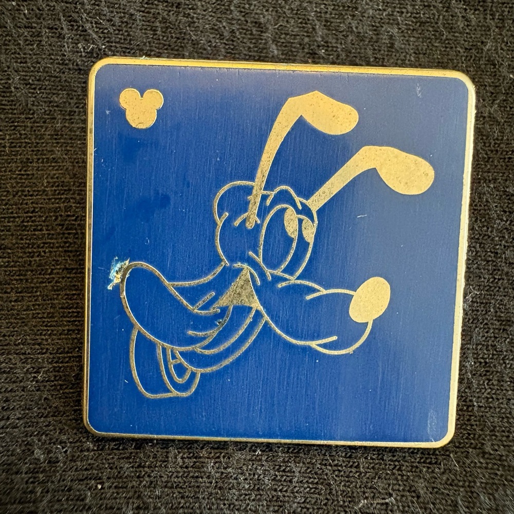 Disney Trading Pin -  Pluto Hidden Mickey